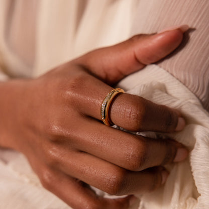 Pave Curve Dome Ring