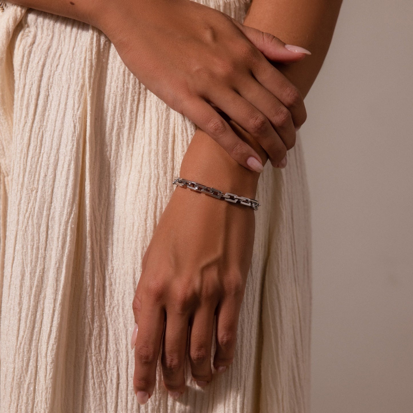 Eternal Link Bracelet