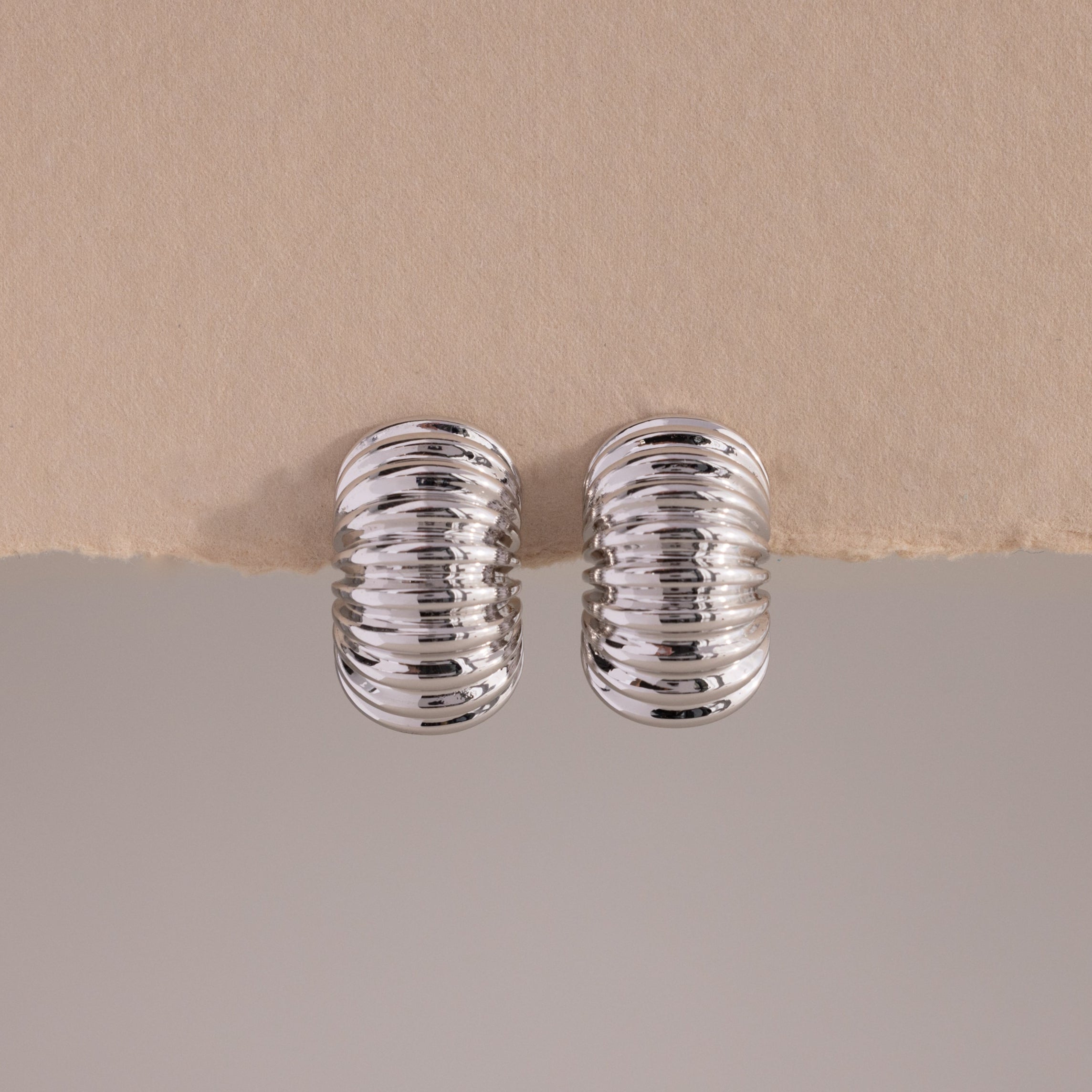 Chunky Ribbed Hoops